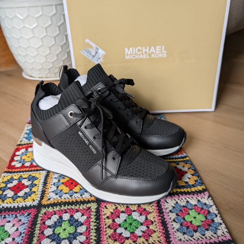 NEW Michael Kors "Georgie" Black Women's Knit Leather Sneakers - Retail $165